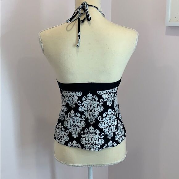 Old Navy (size m) swim top - Picture 2 of 2